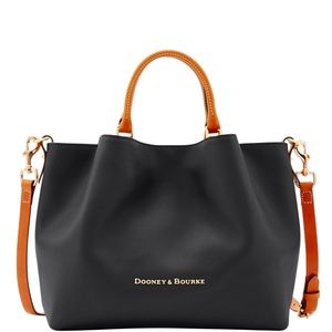 Dooney and Bourke large city barlow in black